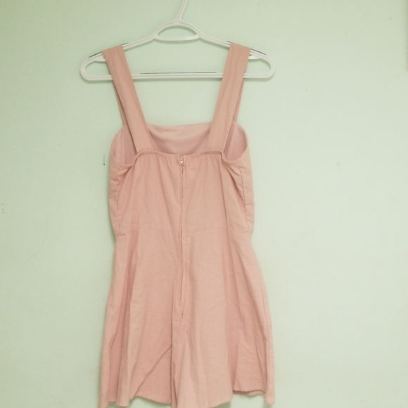 Romper - Picture 2 of 4